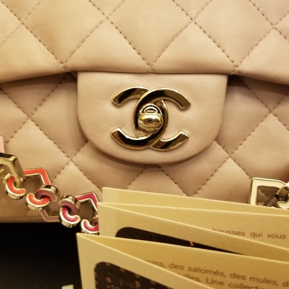 Part 1 Authentic Chanel Valentine Lavender Purse - Picture 3 of 8